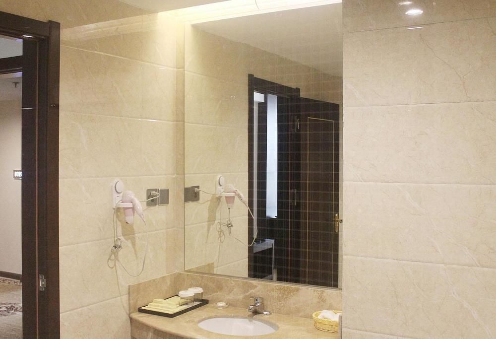 Qing Zhou Weishi International Hotel المظهر الخارجي الصورة
